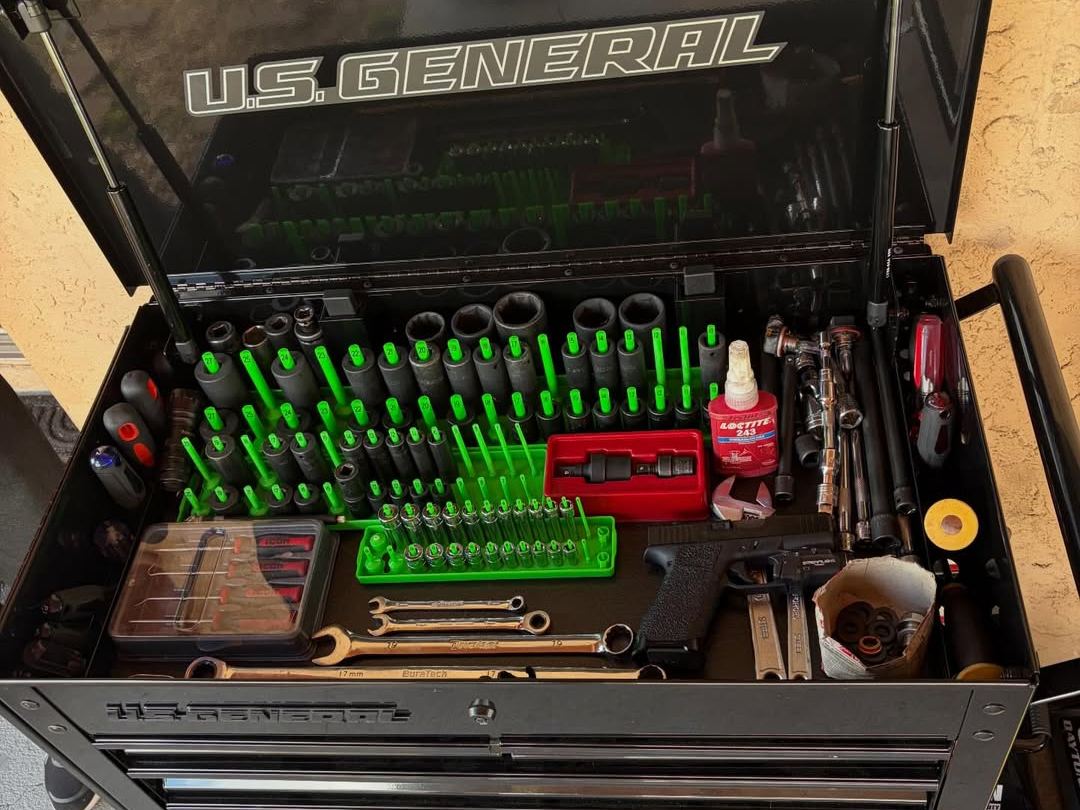 The tool chest travels with the van, Bears Mobile Mechanic, Orlando FL